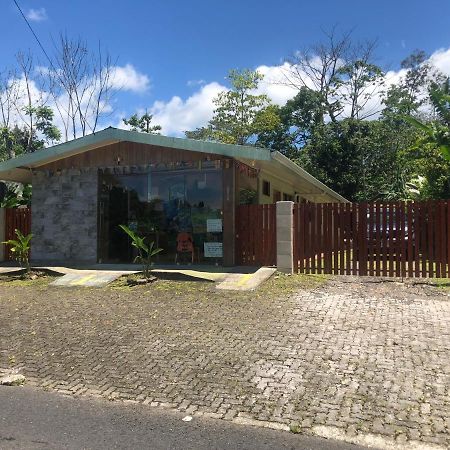 Le Petit Hotel La Fortuna Exterior foto